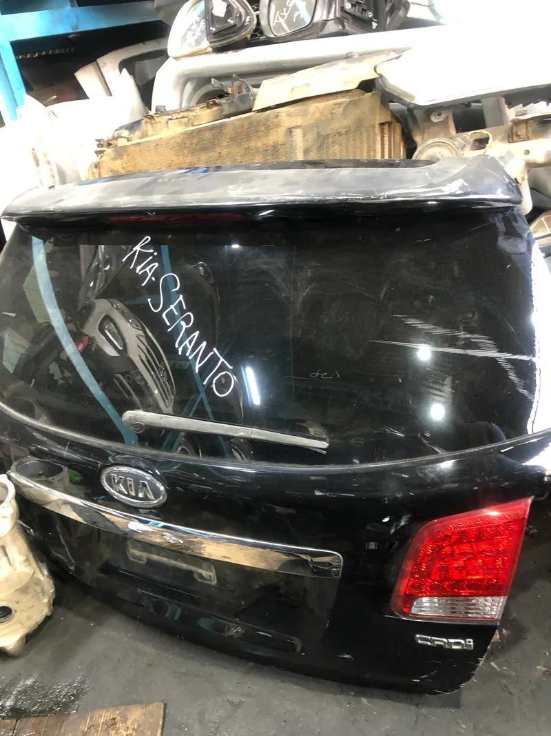 Boot ya KIA sorento 2010 complete